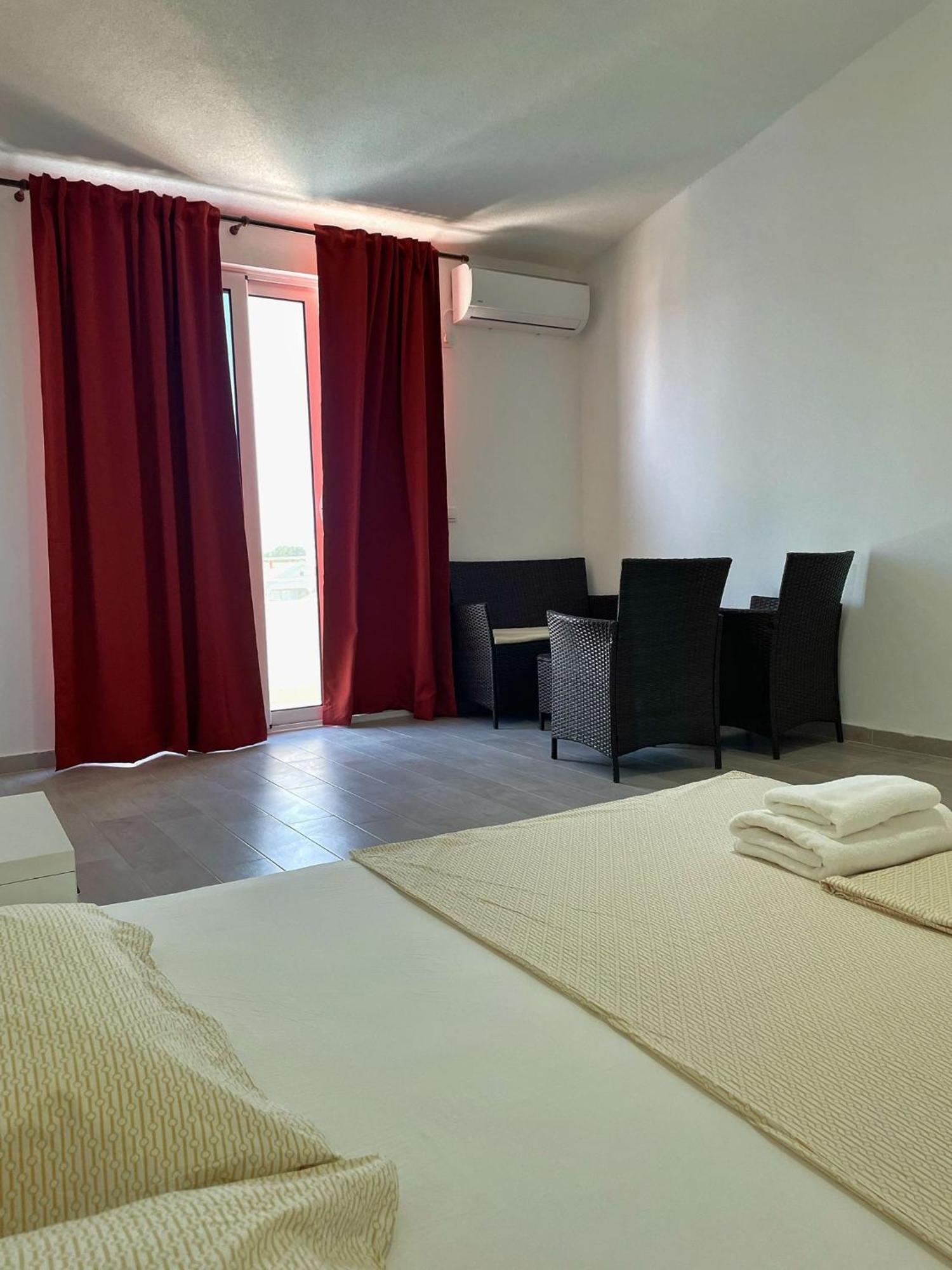 Apartmani Vila Milaris Ülgün Dış mekan fotoğraf